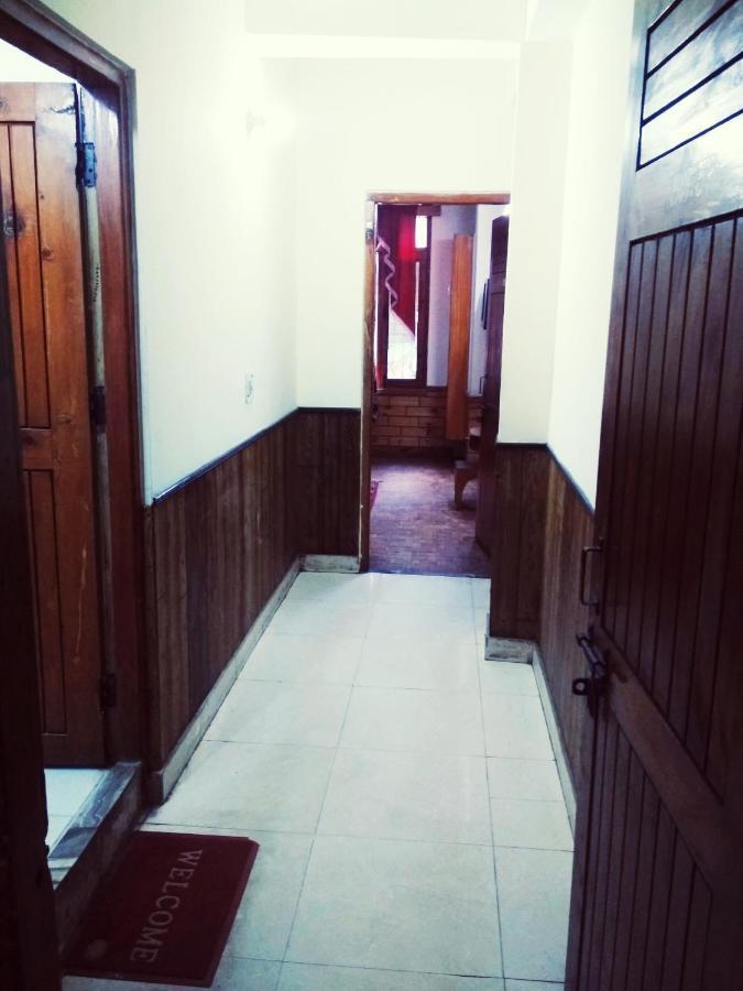 Hotel Snow Mountain Mall Road Manāli Exterior foto