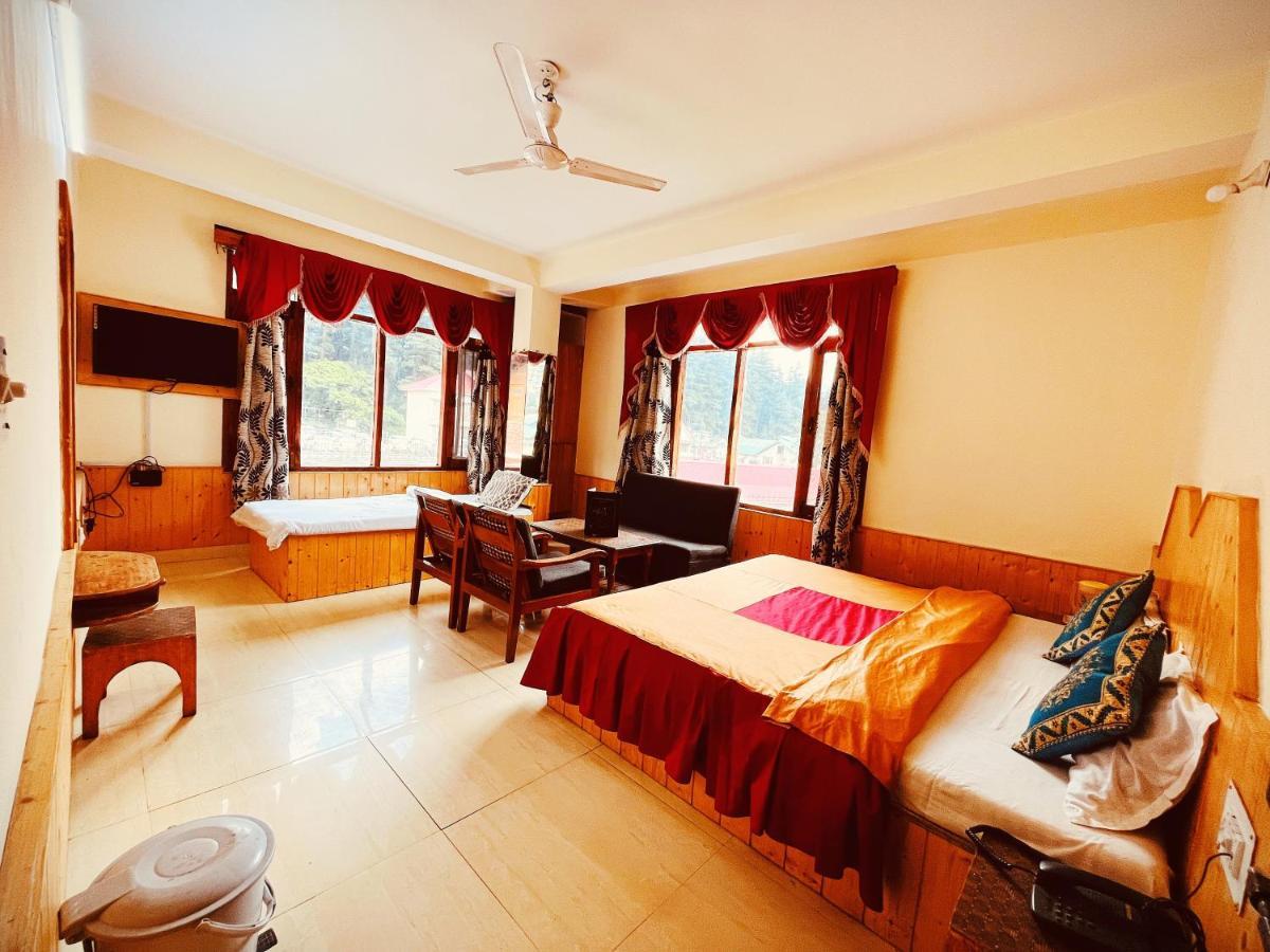 Hotel Snow Mountain Mall Road Manāli Exterior foto